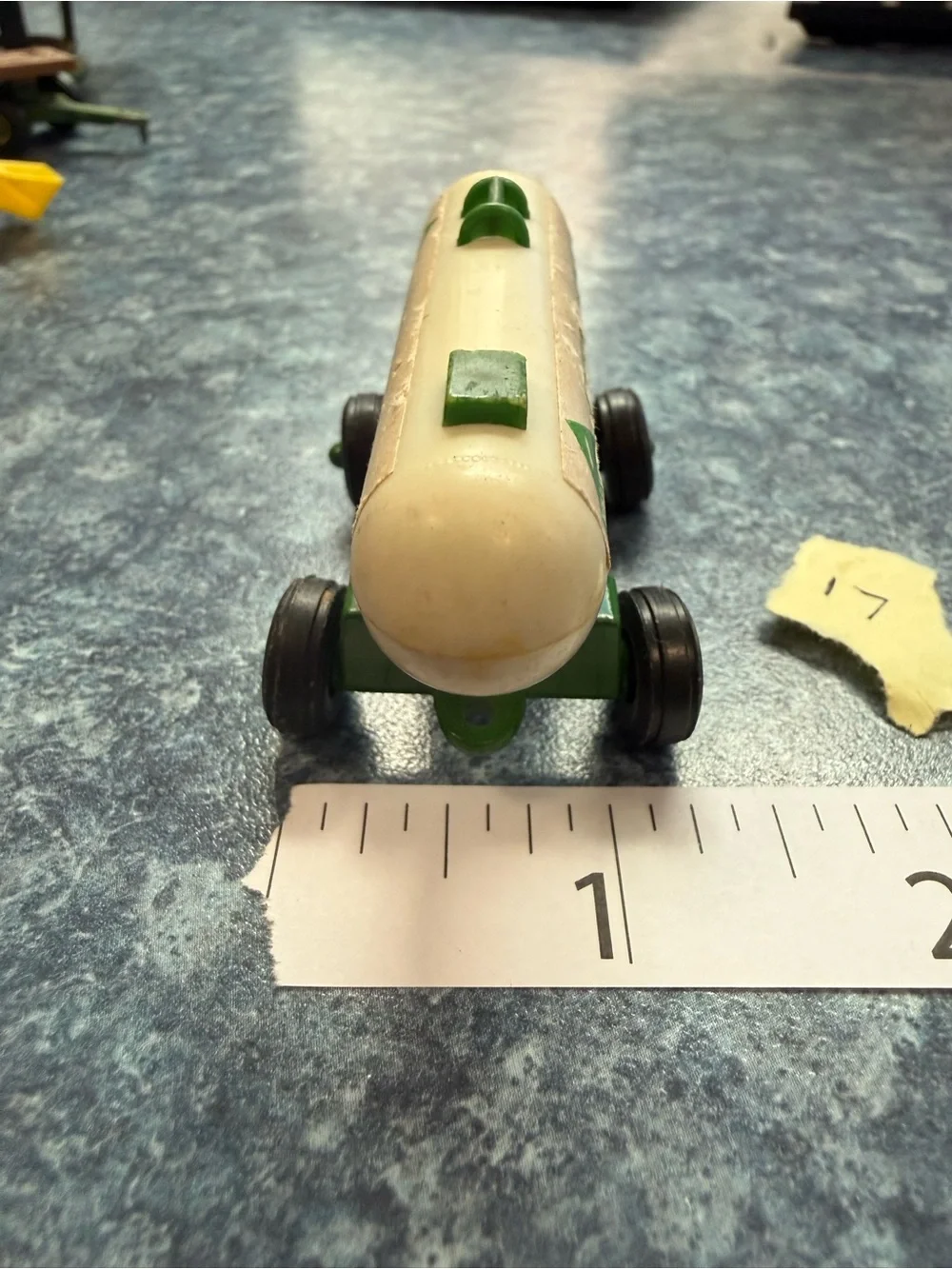 Vintage ERTL John Deere Anhydrous Ammonia Tank Wagon - 1/64 Scale
